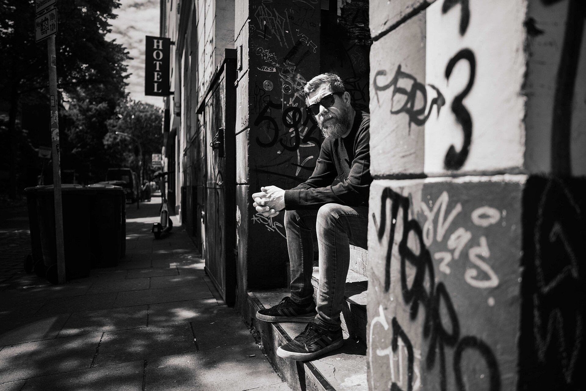 ERIK COHEN