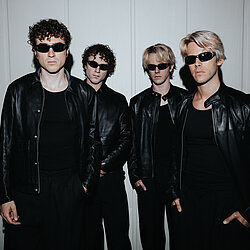 Photo_Ofenbach_Credit_Clones_Jordan_POUL7381.jpg