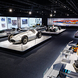 Photo_Formula1-Ausstellung_Oberhausen_Credit____Morris_Mac_Matzen__6_.JPG