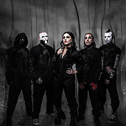 Lacuna_Coil_-_Shadows_-_credit_CUNENE.jpg
