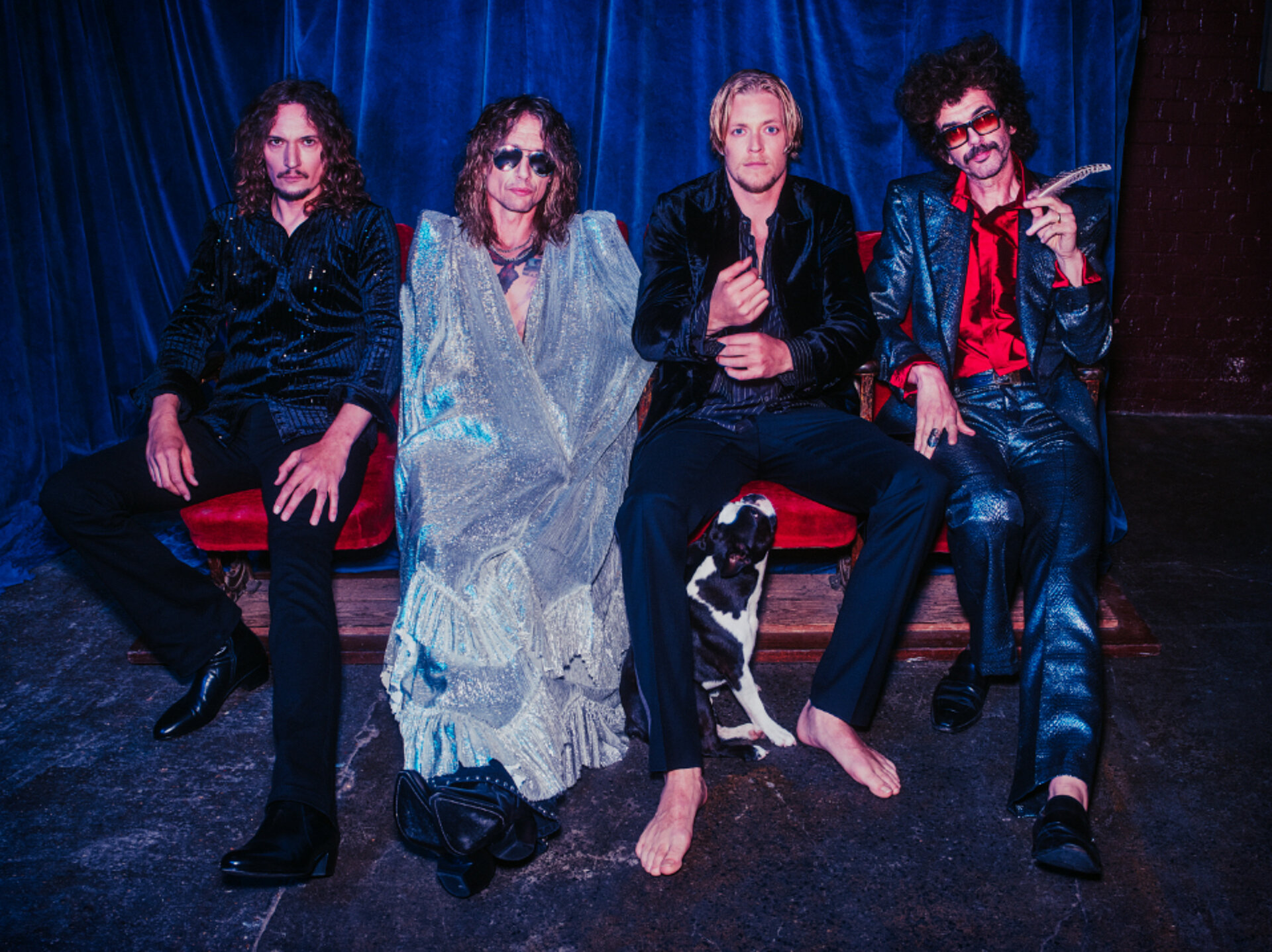 THE DARKNESS