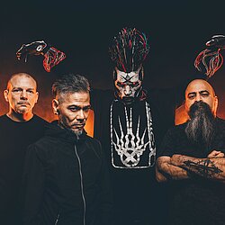 Static-X_2023__Photo_by_Jeremy_Saffer_klein.jpg