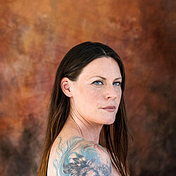Floor_Jansen_by_Laura_Zalenga.jpg