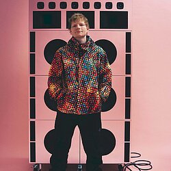 Photo_Ed_Sheeran_Credit_Petros_Studio_1_.jpg