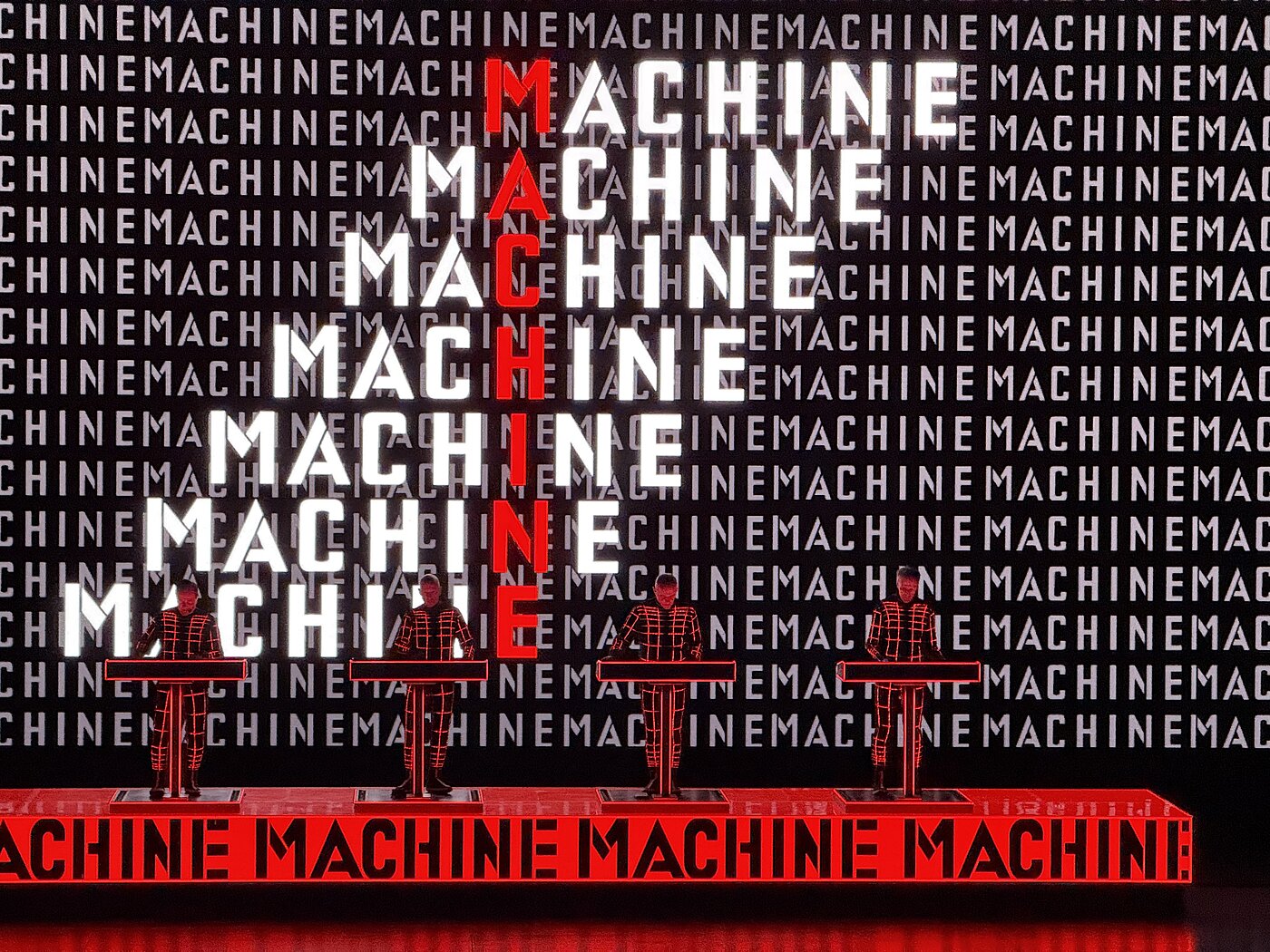 Electro-Pioniere Kraftwerk kündigen August-Termin am Bauhaus Dessau an