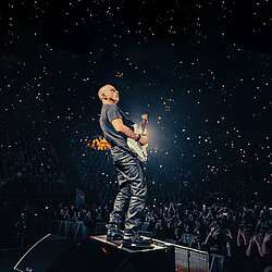 Eros_Ramazzotti_-_Press_Shot_2026_-_Credit_Radiorama.jpg