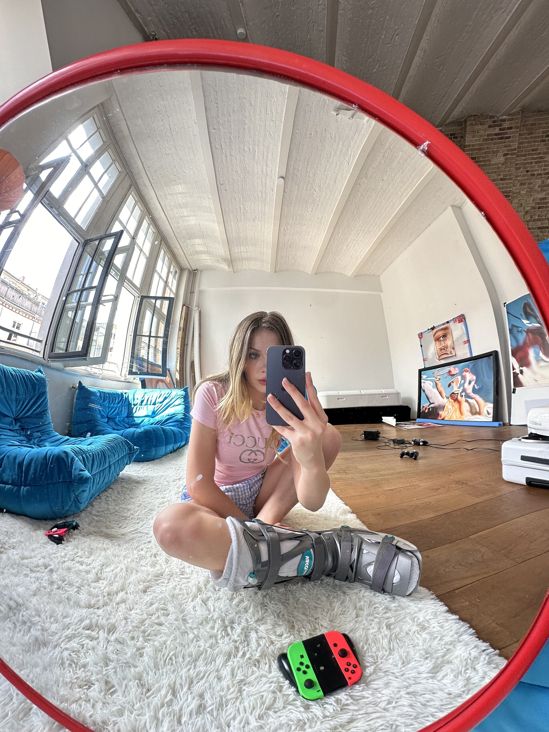 ZSÁ ZSÁ