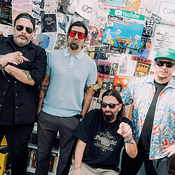 Deftones_2024_Group_Shot_-_Clemente_Ruiz.jpg