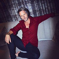 Photo_Chesney_Hawkes_Credit_Ed_Henderson.jpg