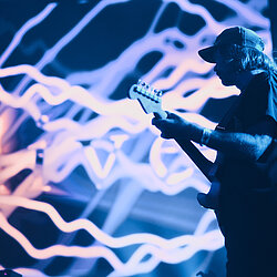 HU_25_Slowdive_Julia_Schwendner_008.jpg