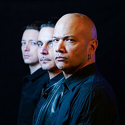 58_-_Danko_Jones_-_20220412_-_Photo_Cred_Daniel_Berbig.jpg