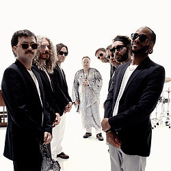 Photo_St._Paul___The_Broken_Bones_Credit_Matthew_Daniel_Siskin.jpg