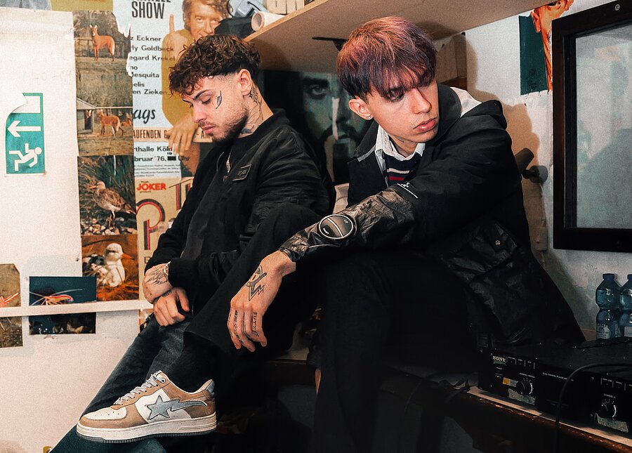 YUNGMON & LYRAN DASZ