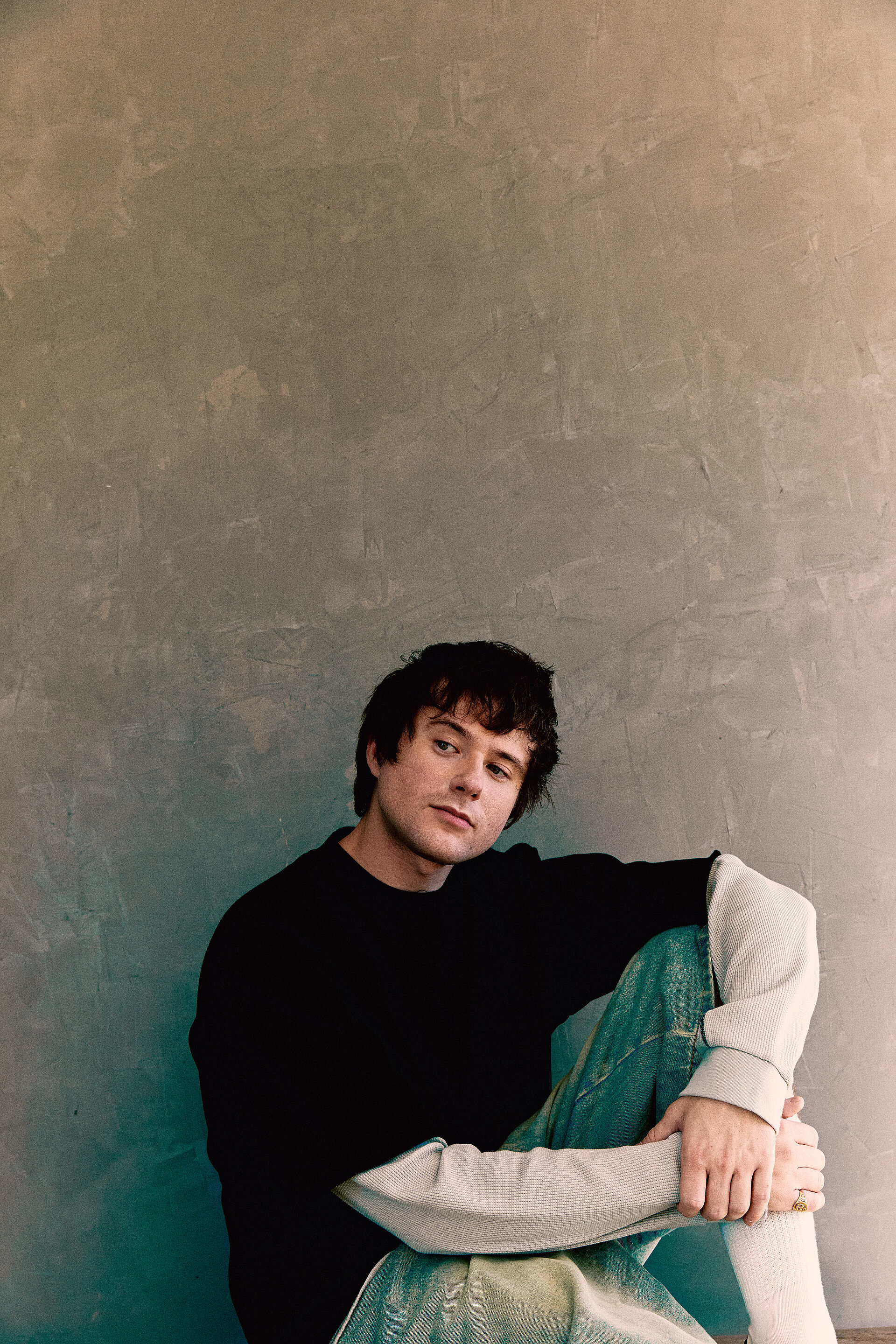 ALEC BENJAMIN