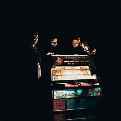 Press_Photo_-_Lord_Huron_-_2025.jpeg
