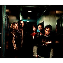 Photo_Nothing_But_Thieves_Credit_Steve_Gullick_web.jpg