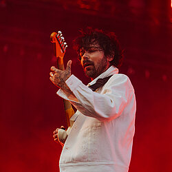Hu_25_Biffy_Clyro_Antonina_Polukhina_-109.jpg
