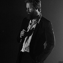Photo_Father_John_Misty_Credit_Lexie_Alley.jpg