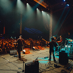 RSB25_Chuck_Prophet___His_Cumbia_Shoes_Christoph_Eisenmenger-22.jpg