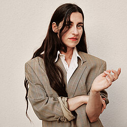 Eefje_de_Visser_Pressebild_Credit_Charlie_De_Keersmaecker_3000x3000.jpg
