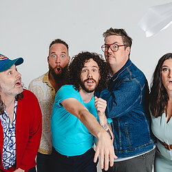 The_Strumbellas_by_Stephanie_Montani_STRUMRAW-382-Edit.jpg