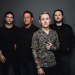 Yellowcard_Full_size_new_pfp_press_290.jpg