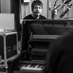 Photo_Josiah_and_the_Bonnevilles_Credit_Dan_Winters.jpg