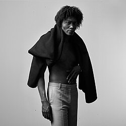 Benjamin_Clementine_Pressshot_241d85b1-b5fb-44c8-857c-eea61cf5d61c.jpeg