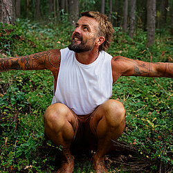 Xavier_Rudd_HIGH_RES_IMAGE_Credit_Mikey_Conlon.jpg
