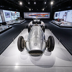 Photo_Formula1-Ausstellung_Oberhausen_Credit____Morris_Mac_Matzen__4_.JPG