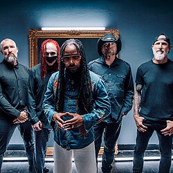 Photo_Sevendust_Credit_Chuck_Brueckmann.jpg
