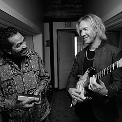 Kenny_Wayne_Shepherd___Bobby_Rush_Tour_Photo_3000.jpg