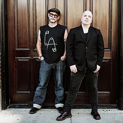 Nitzer_Ebb_2025.jpg