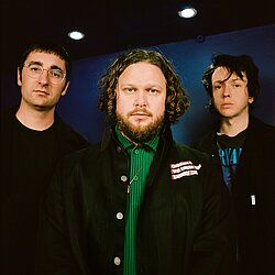 Alt-J_2022.jpg