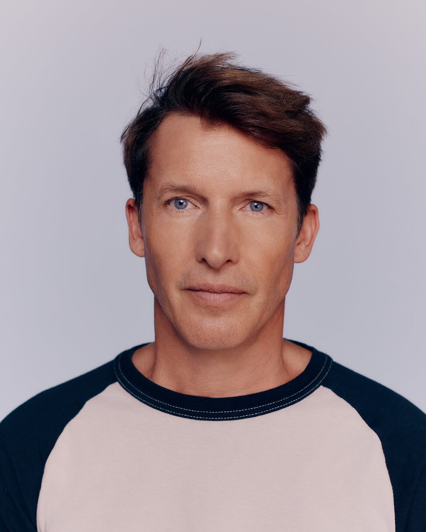 James Blunt im Frühjahr auf großer „Airplane Mode Tour" durch Deutschland und Österreich