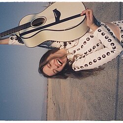 Photo_3_Jade_Bird_Credit_Christina_Bryson.jpg