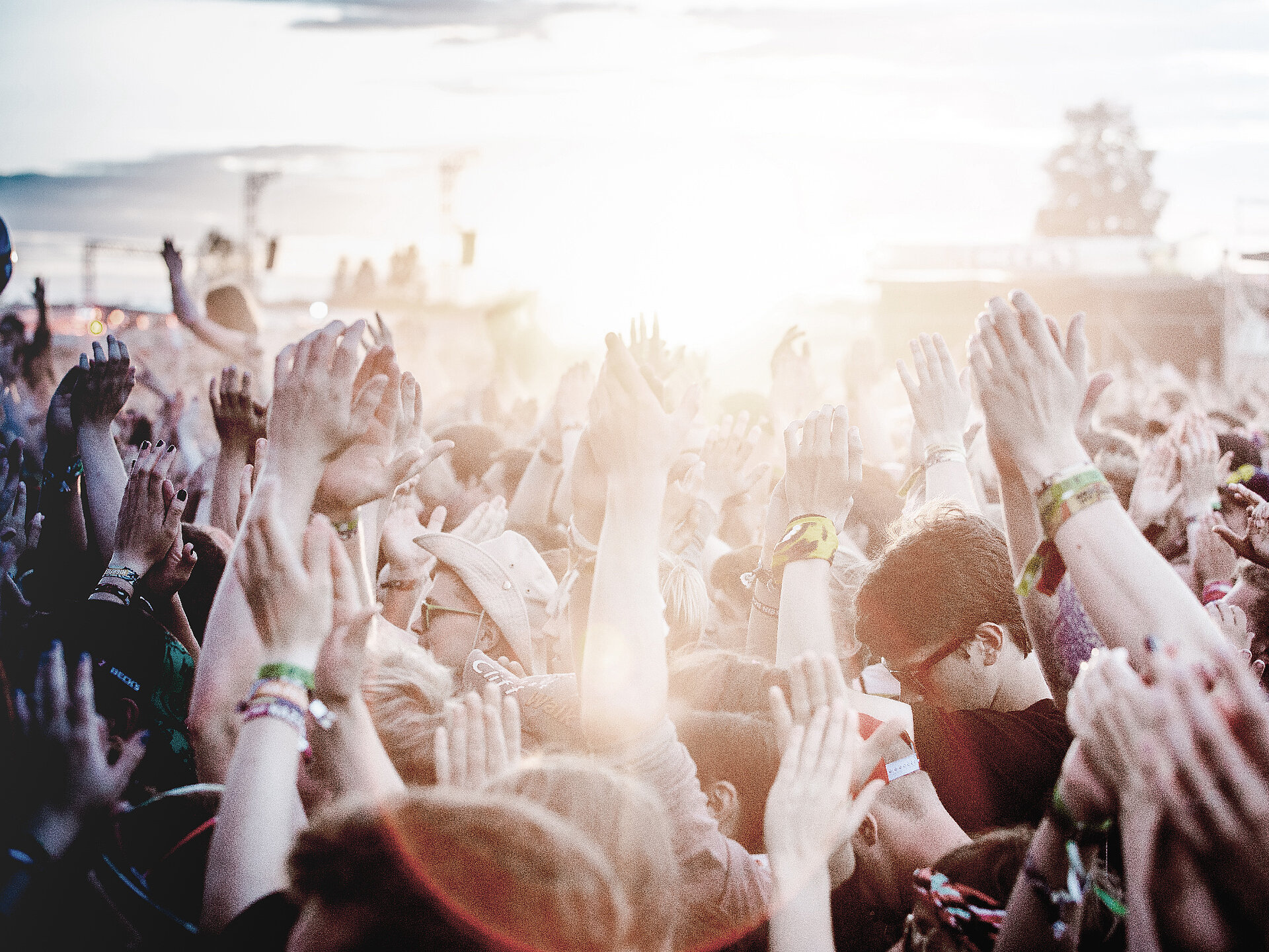 4.000 Gäste feiern ausverkauftes  METAL HAMMER Paradise